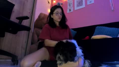  ines  online show from 11/10/25, 01:32