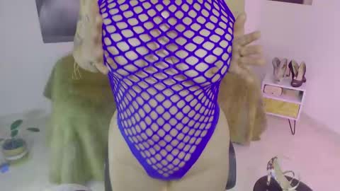 Lily online show from 12/09/24, 06:12