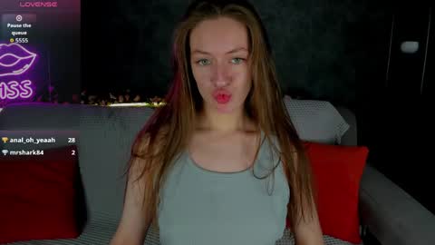 agnes wells online show from 04/12/26, 01:10