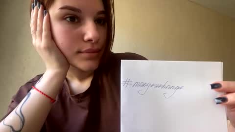 Agnes online show from 04/17/26, 10:40