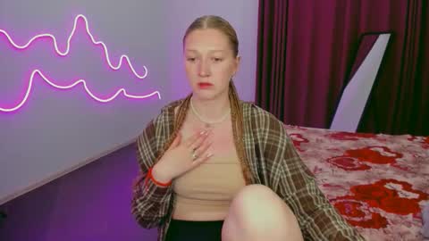 AgnesArden online show from 10/13/25, 12:49