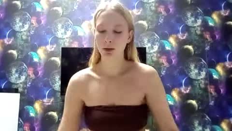 Monica online show from 12/22/25, 03:42