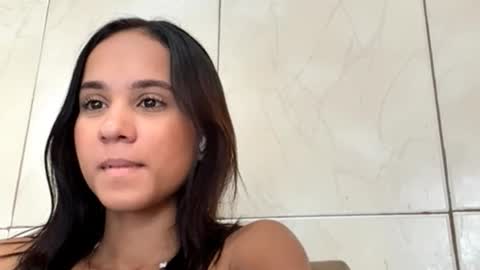 Snapshot of aguedawitczak chatting on 03/04/26, 06:14 Anny online show from 03/04/26, 06:14