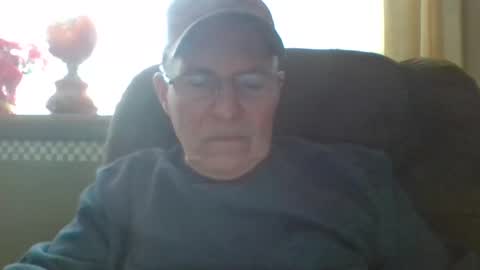 aguynrkfrd online show from 12/24/24, 06:28