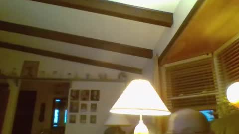 aguynrkfrd online show from 01/12/25, 10:12