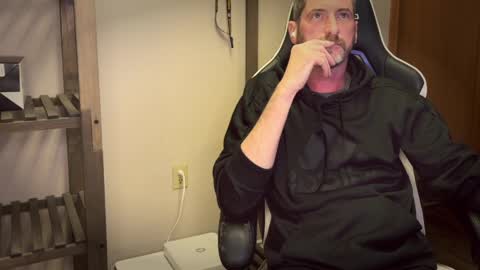 AhShucks online show from 04/21/26, 03:13