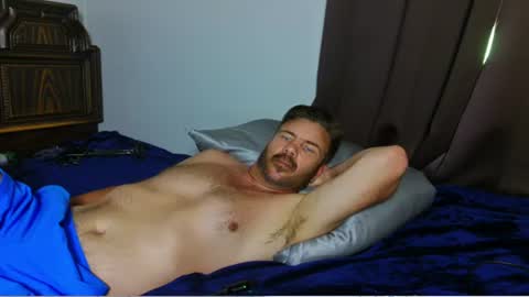 Snapshot of ahardman10 chatting on 07/01/26, 05:56 Blue Eyed Handsome Man online show from 07/01/26, 05:56