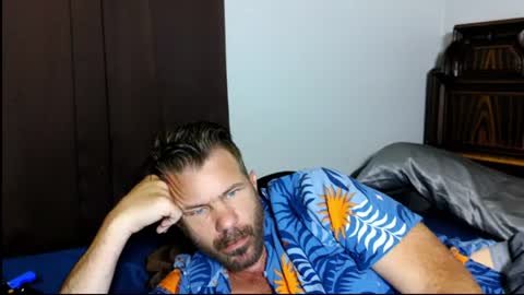 Snapshot of ahardman10 chatting on 07/17/26, 04:56 Blue Eyed Handsome Man online show from 07/17/26, 04:56