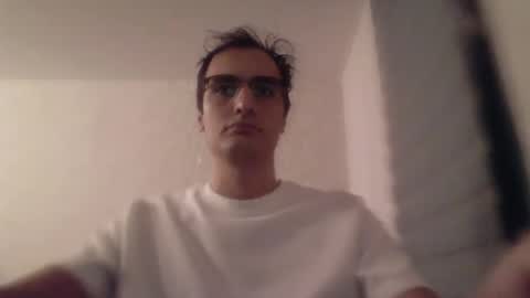 Snapshot of ahbehbi12 chatting on 10/29/25, 11:39 ahbehbi12 online show from 10/29/25, 11:39