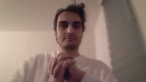 Snapshot of ahbehbi12 chatting on 11/11/25, 07:58 ahbehbi12 online show from 11/11/25, 07:58