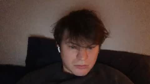 Snapshot of ahblah chatting on 12/04/25, 06:34 ahblah online show from 12/04/25, 06:34