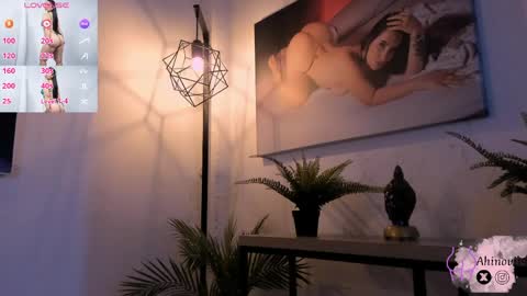 Snapshot of ahinovi_ chatting on 02/28/26, 10:11 Ahinovi online show from 02/28/26, 10:11