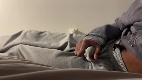 Dylan online show from 03/30/26, 01:50