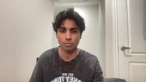 Snapshot of ahmedkhan632131 chatting on 07/20/26, 03:32 Dylan online show from 07/20/26, 03:32