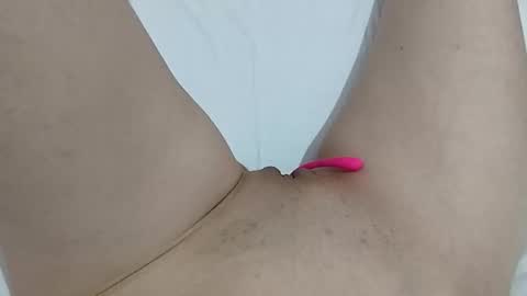 Taylor online show from 04/19/26, 05:12