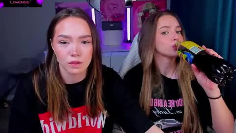 ai__girl online show from 04/29/26, 07:01