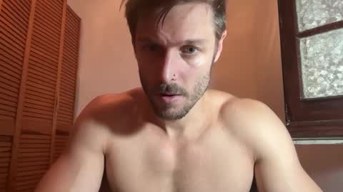 Snapshot of aiasar chatting on 10/08/25, 02:04 Aiasar online show from 10/08/25, 02:04