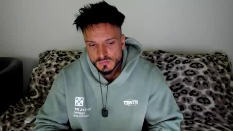 Snapshot of aidandark0 chatting on 11/18/25, 09:41 aidandark0 online show from 11/18/25, 09:41