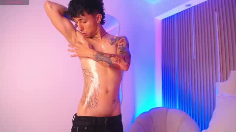 Snapshot of aiden_rivers_ chatting on 03/06/26, 01:18 Aiden online show from 03/06/26, 01:18