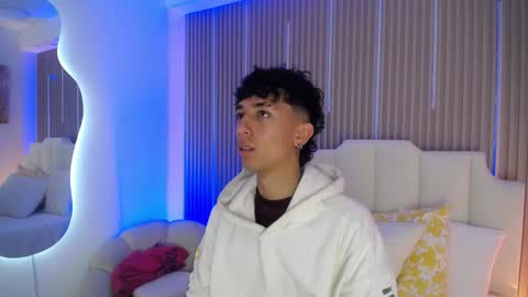 Snapshot of aiden_rivers_ chatting on 03/16/26, 12:53 Aiden online show from 03/16/26, 12:53