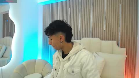 Snapshot of aiden_rivers_ chatting on 03/17/26, 12:41 Aiden online show from 03/17/26, 12:41