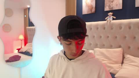 Snapshot of aiden_rivers_ chatting on 03/31/26, 12:49 Aiden online show from 03/31/26, 12:49