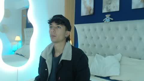 Snapshot of aiden_rivers_ chatting on 04/01/26, 12:39 Aiden online show from 04/01/26, 12:39