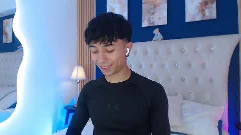 Snapshot of aiden_rivers_ chatting on 04/10/26, 12:54 Aiden online show from 04/10/26, 12:54