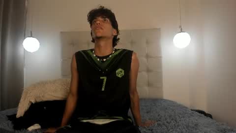 Snapshot of aiden_void chatting on 07/17/26, 03:35 Aiden V online show from 07/17/26, 03:35