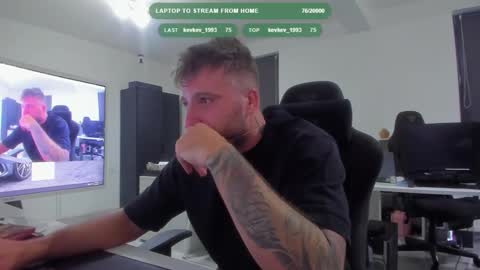 Aiden online show from 10/03/25, 08:50