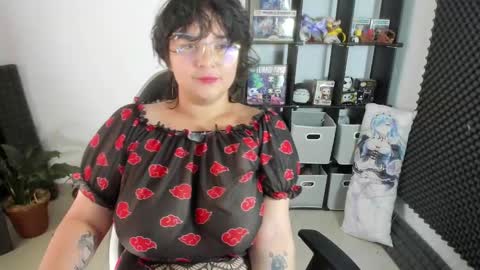 Catalina online show from 02/16/25, 12:54