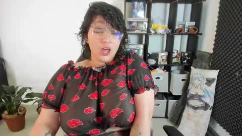 Catalina online show from 02/28/25, 02:53