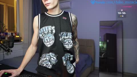 Snapshot of aiko_miracle chatting on 12/19/24, 02:57 birthday here online show from 12/19/24, 02:57