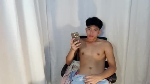 Snapshot of aikoelhara chatting on 03/30/26, 10:38 Angelo online show from 03/30/26, 10:38