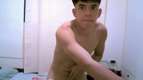 Snapshot of aikoelhara chatting on 04/16/26, 09:54 Angelo online show from 04/16/26, 09:54