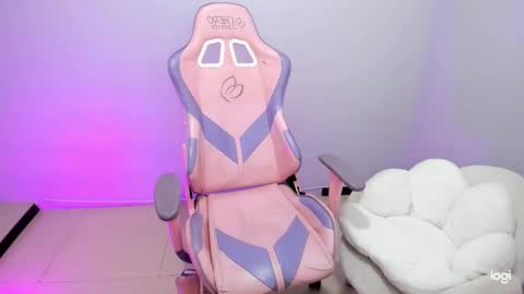 Snapshot of ailee_kawaii chatting on 03/08/25, 03:35 Ailee Hyuga online show from 03/08/25, 03:35