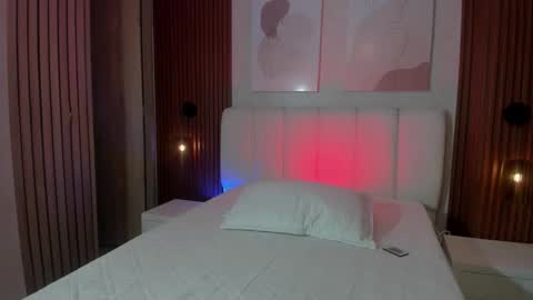   online show from 02/04/26, 02:17