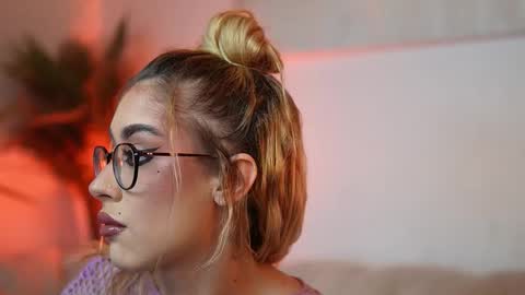  Aileen  online show from 02/22/26, 09:46