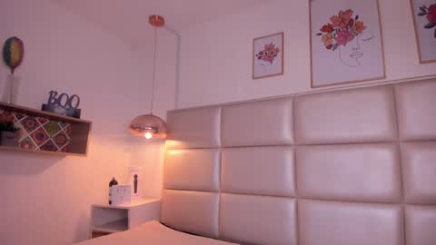 Aily Yozuko online show from 02/04/25, 03:00