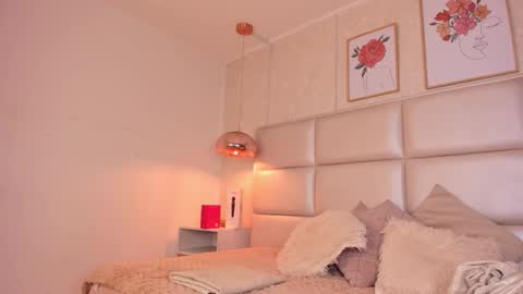 Aily Yozuko online show from 09/09/25, 02:44