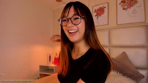 Aily Yozuko online show from 09/16/25, 02:45