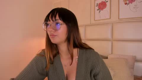 Aily Yozuko online show from 04/14/26, 02:39