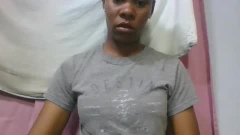 Snapshot of aimee982179 chatting on 03/14/26, 06:19 aimee982179 online show from 03/14/26, 06:19