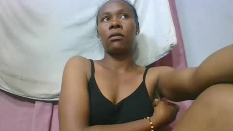 Snapshot of aimee982179 chatting on 03/15/26, 06:41 aimee982179 online show from 03/15/26, 06:41