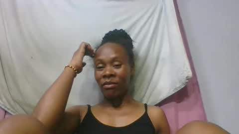 Snapshot of aimee982179 chatting on 03/21/26, 06:33 aimee982179 online show from 03/21/26, 06:33