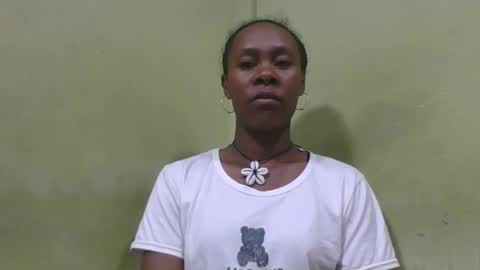 Snapshot of aimee982179 chatting on 04/09/26, 02:33 aimee982179 online show from 04/09/26, 02:33