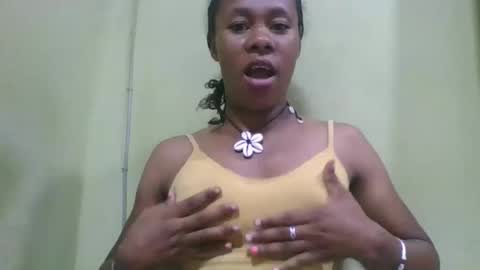 Snapshot of aimee982179 chatting on 04/12/26, 02:16 aimee982179 online show from 04/12/26, 02:16