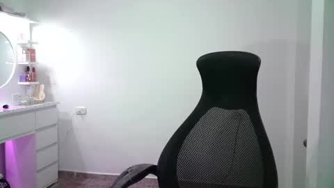 AINE online show from 11/07/25, 02:00