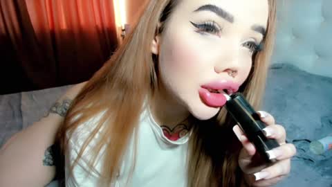 Aira online show from 02/05/25, 03:02