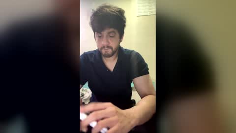 Snapshot of airahdhawan2 chatting on 04/04/26, 11:02 airahdhawan2 online show from 04/04/26, 11:02